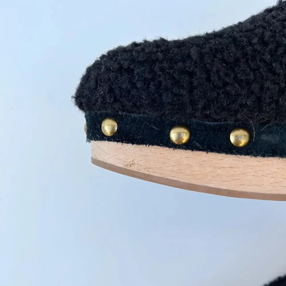 J. Crew Black Sherpa Wooden Studded Fuzzy Teddy Platform Y2K Clogs Size 6 - Picture 3 of 9